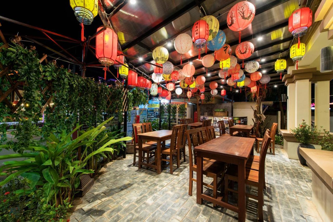 Sky Garden Hotel Siem Reap Esterno foto